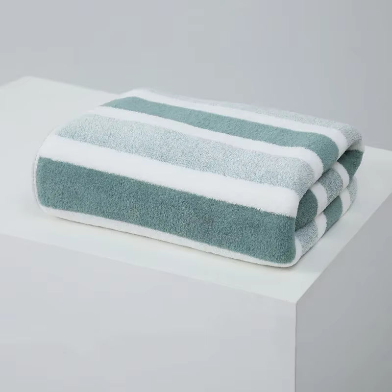 Absorbant and Comfortable Bath Towel