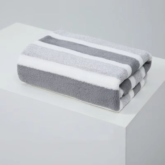 Absorbant and Comfortable Bath Towel